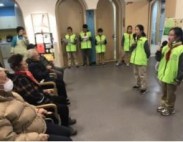三五学雷锋，老少联谊会
